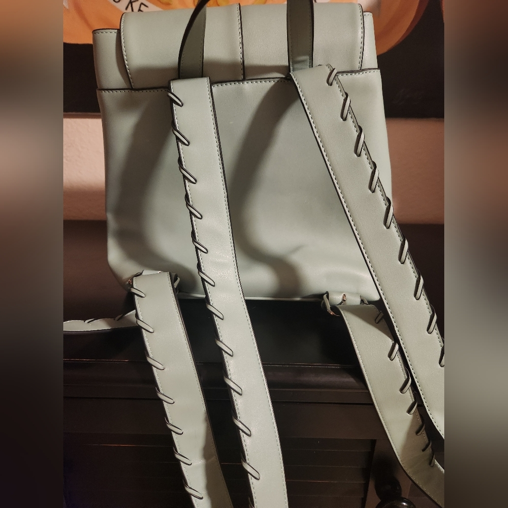 ZARA Backpack With Eyelets - Picture 2 of 7